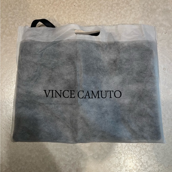 Vince Camuto Leather Bag - brand new - Picture 5 of 6